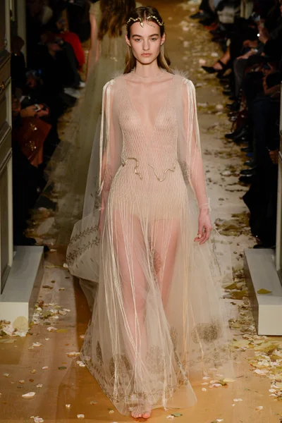 Look 66